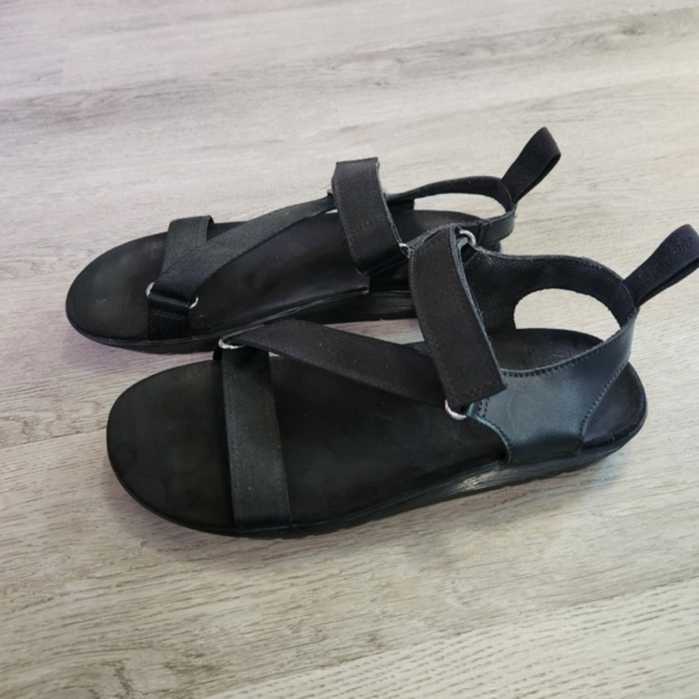Dr.‎ Martens Balfour AW004 Z-Strap Sandals - Size 10